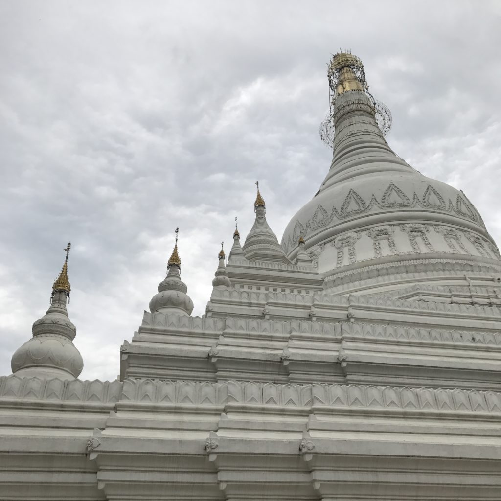 IMG 8429 e1489846686211 1024x1024 Mandalay : U Bein, Aramapura, Mandalay Hills, Mahamuni
