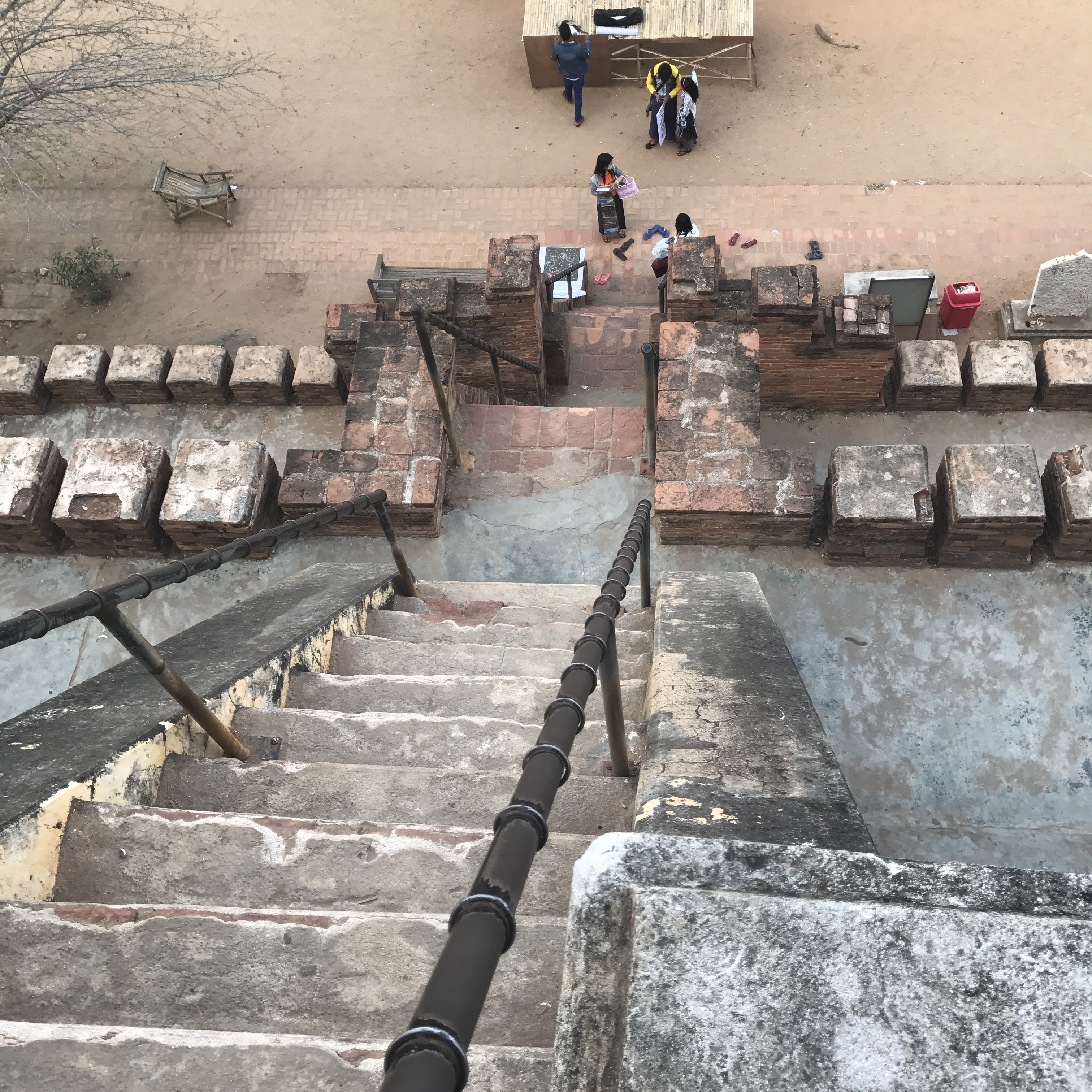 img 8809 1 Bagan : temples et couchers de soleil (et châtiments corporels)